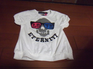 新品　LOVE 4 ETERNITY(ラブフォーエタニテイー)　　Tシャツ　サイズ110　サングラス　198円発送可　切手可