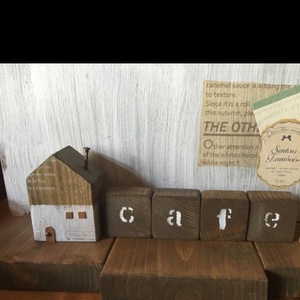  hand made wooden Cube cafe& tree. ... natural Cafe miscellaneous goods * tree. . house type objet d'art * Mini house *... Cafe 