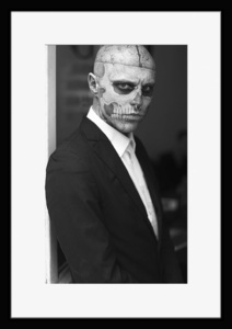 BW:Rick Genest/lik*jene -тактный /Zombie Boy/zombi Boy / татуировка ta палец на ноге модель / монохромный фотография рама -1(white mat/ белый коврик )