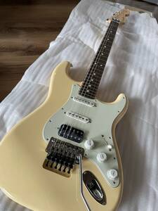 Fender MIJ Limited Stratocaster with Floyd Rose Vintage White 新品