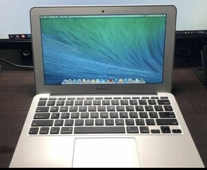 Apple Mac　Book　Air １３インチモデル　作る！遊ぶ！持ち歩く！驚くほど薄くて早い！Macの入門機に・・・