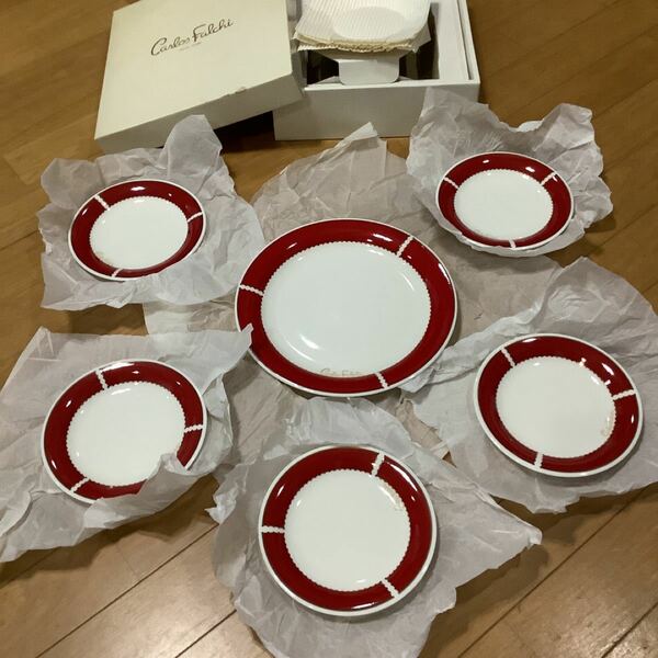 お皿 パーティーセット(大皿1枚、小皿5枚) [Carlos Falchi] プレート皿(3月末までの期間限定価格です)