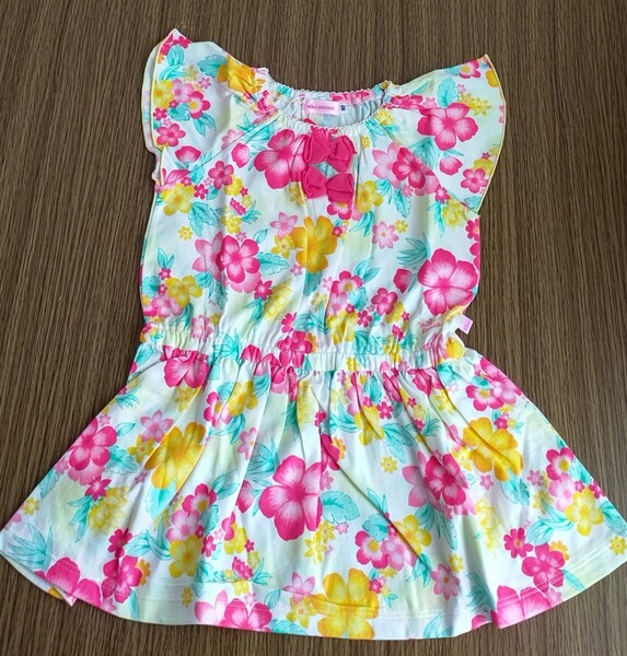 新品 ミキハウス mikihouse 花柄ワンピース トロピカル 90
