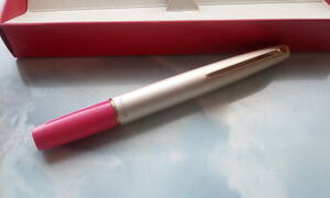 帝国金ペン プラマンみたいな両面対応ペン先　ショート万年筆 軸の色、赤