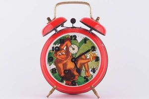 ヴィンテージ目覚まし時計 GERMANY 置時計 手巻き 動作品 ドイツ 猿1