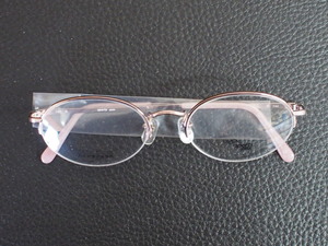 未使用 増永眼鏡 masunaga 眼鏡 メガネフレーム 種別: ハーフリム オーバル サイズ: 52□19-140 材質: チタン 型式: V-258 管理No.13543