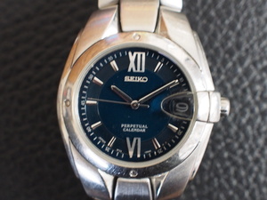 希少 ヴィンテージ セイコー SEIKO パーペチュアルカレンダー PERPETUAL CALENDAR ステンレス SUS 腕時計 型式: 8F32-005A 管理No.13398