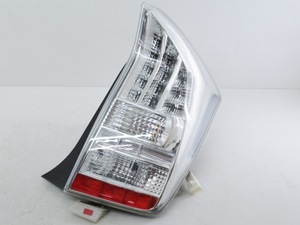 点灯OK プリウス ZVW30 前期 純正 右 テールランプ ライト LED 【 STANLEY 47-37 】 (M041730)