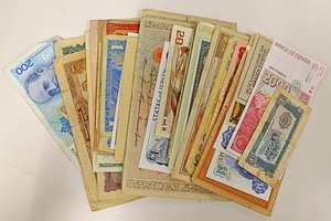 外国紙幣 60枚 まとめて おまとめ フランス ラオス マレーシア ミャンマー その他 海外紙幣 紙幣 旧紙幣 古銭 コイン 硬貨 貨幣 