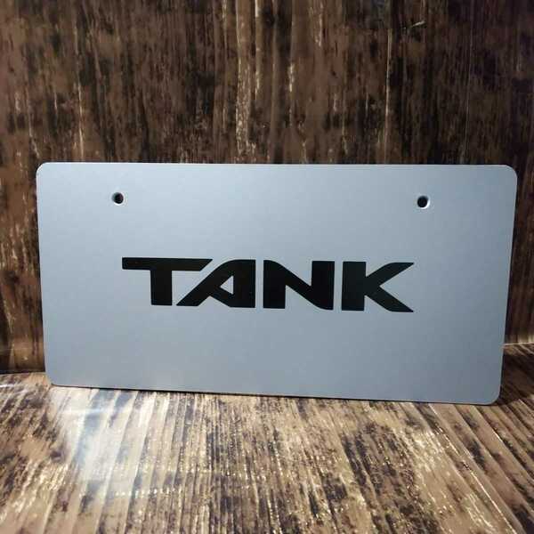 ● タンク「TANK 展示用 ナンバープレート 1枚」TOYOTA トヨタ マスコットプレート 装飾 展示 プリント