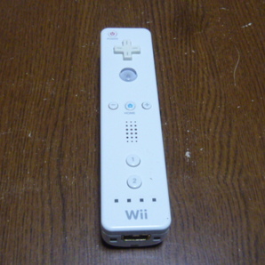 R031【送料無料 動作確認済 即日発送】Wii　WiiU リモコン　純正 RVL-003 ホワイト　白