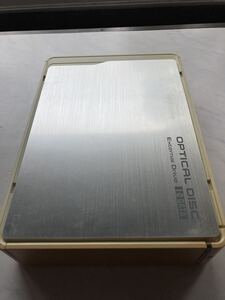 IODATA ポータブルDVDドライブ DVR-UN20Eとアダプター