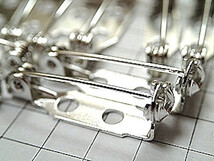 ブローチ製作用のピン針１０本セット２０ミリ白銀色シルバー回転式_画像2