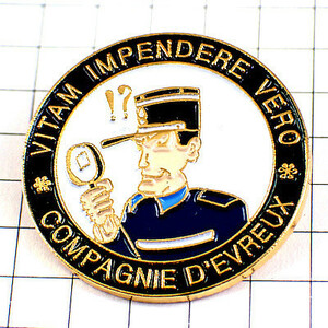  pin badge * police .!? Jean darumli state ...* France limitation pin z* rare . Vintage thing pin bachi