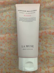 LA MUSE ボディクレンザー　200ml