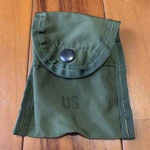 沖縄 米軍放出品 POUCH ミリタリー ポーチ OD (管理番号KL43)