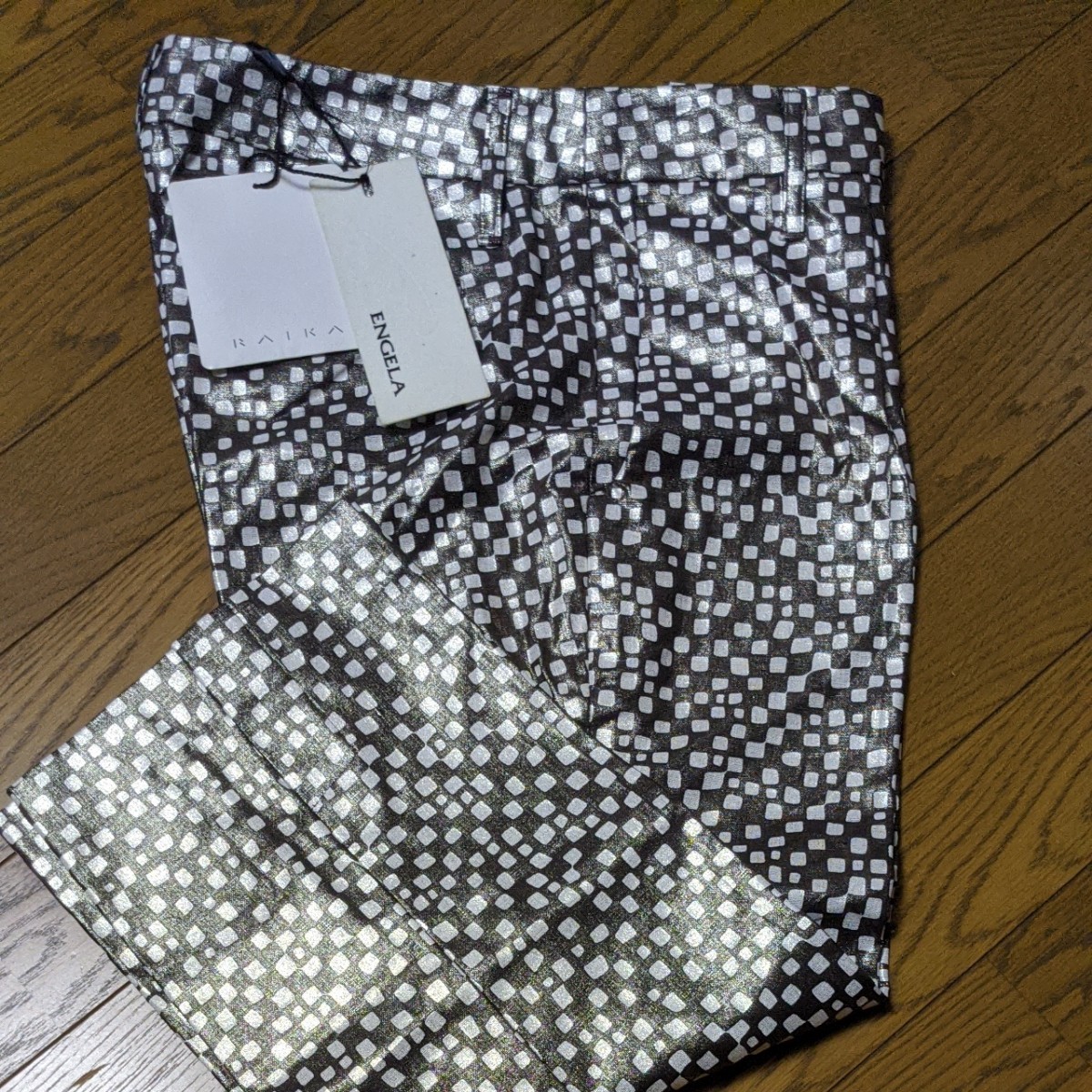 新品タグ付定価6万7千円!forte_forte*フラワープリントパンツ 1