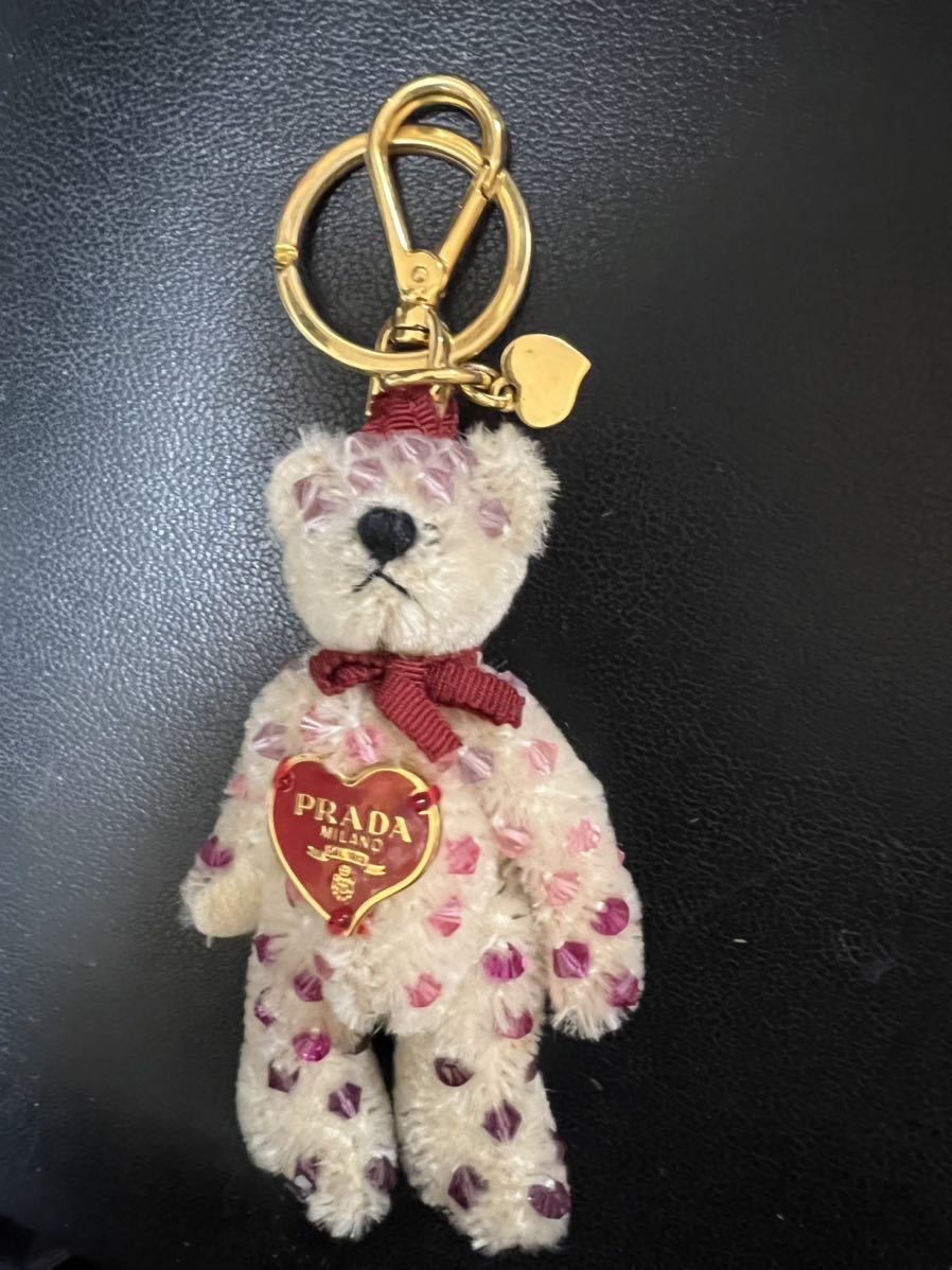 ヤフオク! -「prada くま バッグ」の落札相場・落札価格 売り出し卸値 プラダ PRADA バッグチャーム くま 花冠 ベア チャーム