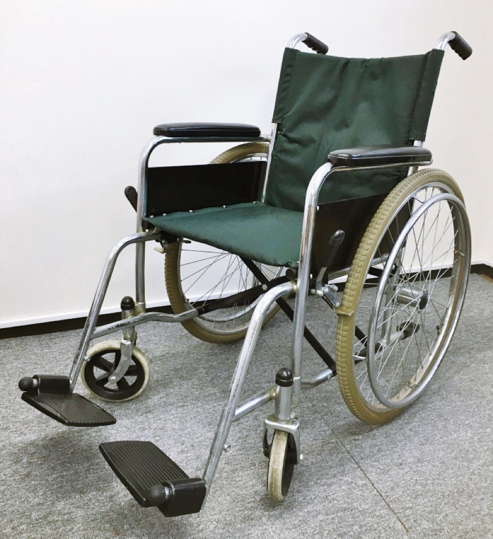 ヤフオク! - 介助用(車椅子 車椅子、電動車)の中古品・新品・未使用品一覧