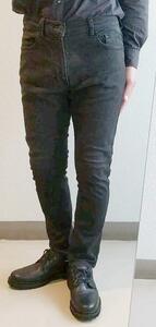 ユニクロ　スキニーフィットジーンズC　メンズ　ウエスト30(76cm)-33(84cm)　カラー：Black カラー：Black UNIQLO Skinny fit jeans