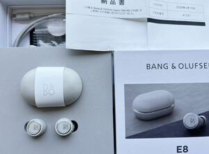 使用僅か Bang & Olufsen E8 3.0 バング アンド オルフセン イヤホン Bluetooth ワイヤレス TWS