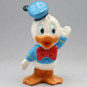  Disney baby Donald TDL ceramics figure left hand on . Tokyo Disney Land 2000 year rom and rear (before and after) 