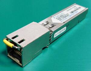 Finisar FCLF-8521-3 1000BASE-T SFP トランシーバー (導通検査済み) [管理:KF606]