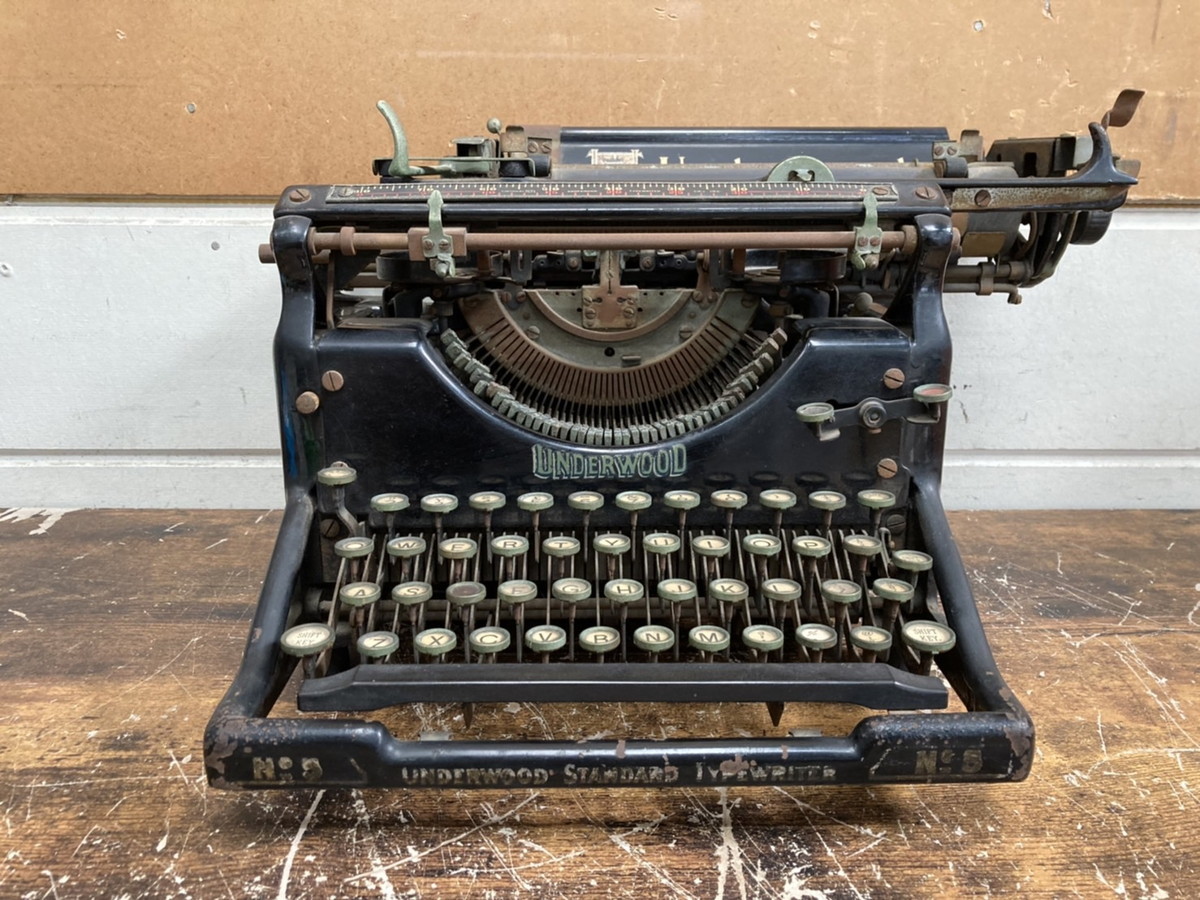 ヤフオク! -「underwoodタイプライター」の落札相場・落札価格