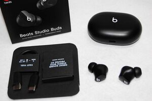 【美品】Beats Studio Buds ブラック ワイヤレスノイズキャンセリングイヤホン
