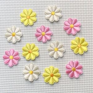 アイロンワッペン 15枚セット 刺繍 入園 お花 子供 女の子 可愛い フラワー