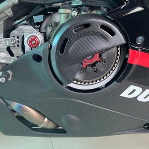 送料無料 Ducati ドゥカティ ストリートファイター2018-2021 カーボンファイバー クラッチカバー ガード 保護