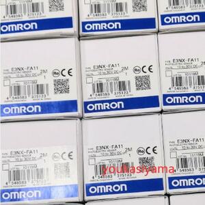 新品★ OMROM E3NX-FA11 　光電センサー 　保証付き