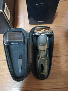 電気シェーバー 5枚刃 イズミ IZF-v999
