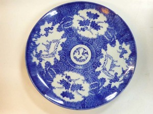 時代物 伊万里焼 古伊万里 大皿 松竹梅 花 直径 35.5cm 高さ 4cm USEDです