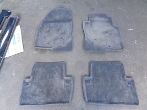  Volvo V70 SB5244W original floor mat 4 point set 