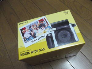 チェキカメラ　instax　WIDE　WIDE300　＋フイルム2本付（未使用）　