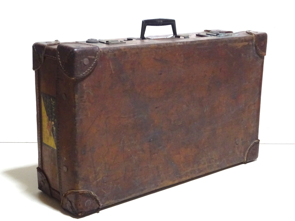 ヤフオク! -「革トランク」(バッグ、スーツケース) の落札相場・落札価格 ヤフオク! -「革トランク」(バッグ、スーツケース) の落札相場・落札価格