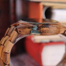 アンティーク風 木製腕時計 ブラウン 日本製 クオーツ メンズ 天然木 木製 ウォッチ カジュアル ウッド モダン 男性 時計 プレゼント_画像2