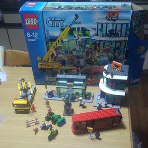 LEGO60026 シティショッピングスクエア 組み立て 箱説明書揃っています 予備はありません 一部 箱に難あり 廃盤レア品です