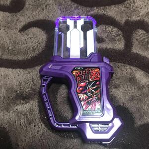 美品 DX プロトマイティアクションx ガシャット 仮面ライダー エグゼイド 変身ベルト ゲーマドライバー おもちゃ ビルド ゾンビ ゲンム 7