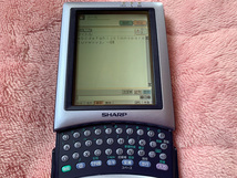 希少 限定カラー 中古 SHARP PDA Zaurus MI-E1-V ザウルス OS カラー液晶 箱 取扱説明書 ACアダプター マニュアル MI-E1 ライラック_画像4