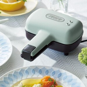 新品Toffy ハーフホットサンドメーカー カラー:PALE AQUA(ペールアクア)