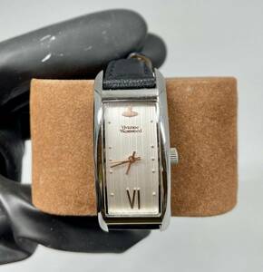 Vivienne Westwood LONDON 腕時計 SWISS MOVEMENT 3ATM WATER RESISTANT VV224SLBK UF ヴィヴィアンウエストウッド ジャンク