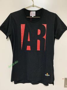 未使用タグ付★AR　プリント　オーヴorb刺繍　Tシャツ　Mサイズ ★黒★ヴィヴィアン　ウエストウッド　VivienneWestwood ★イタリー製