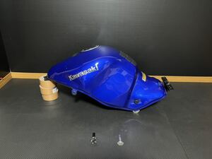 ZZR1200 極上品！！ 純正 ガソリンタンク タンクキャップ付き！！ フルセット！！ ガソリン タンク フューエル オーリンズ ニンジャ ninja