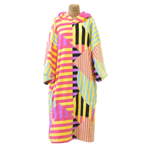 ツールストゥールス (TOOLS) お着替え用マイクロファイバータオル地袖付きプルオーバーポンチョ/アルゴリズム ィズニー メルカリ