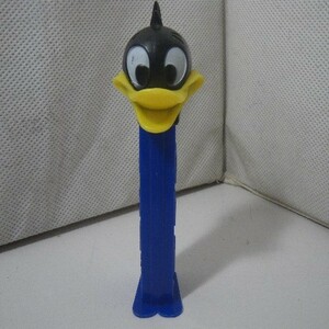PEZ WARNER LOONEY TUNES Daffy Duck ダフィー・ダック 3.9 薄足 kd978
