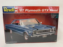 Revell 67 プリムス プリマス GTX 1/25 レベル＊Hot Rod ホットロッド ロードランナー MOONEYES ムーンアイズ バラクーダ Mopar モパー amt_画像1