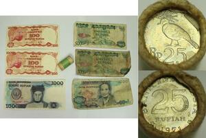 インドネシアの紙幣・と未開封？コイン　レターパックプラス可 0822P12r