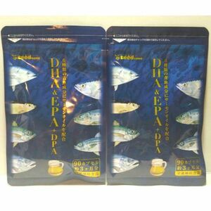 送料込み シードコムス DHA & EPA + DPA 6種類の青魚成分 サーモンオイル 天然のアスタキサンチン含有 美容 健康 ( 約6ヶ月分 180粒 )